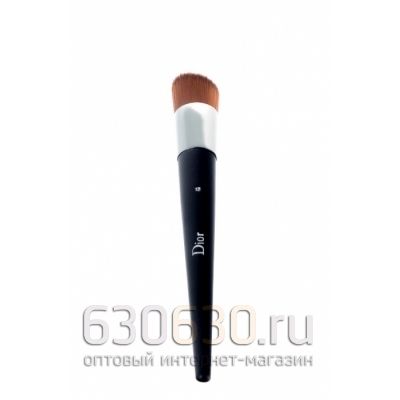 Кисть Christian Dior"Backstage Brushes"